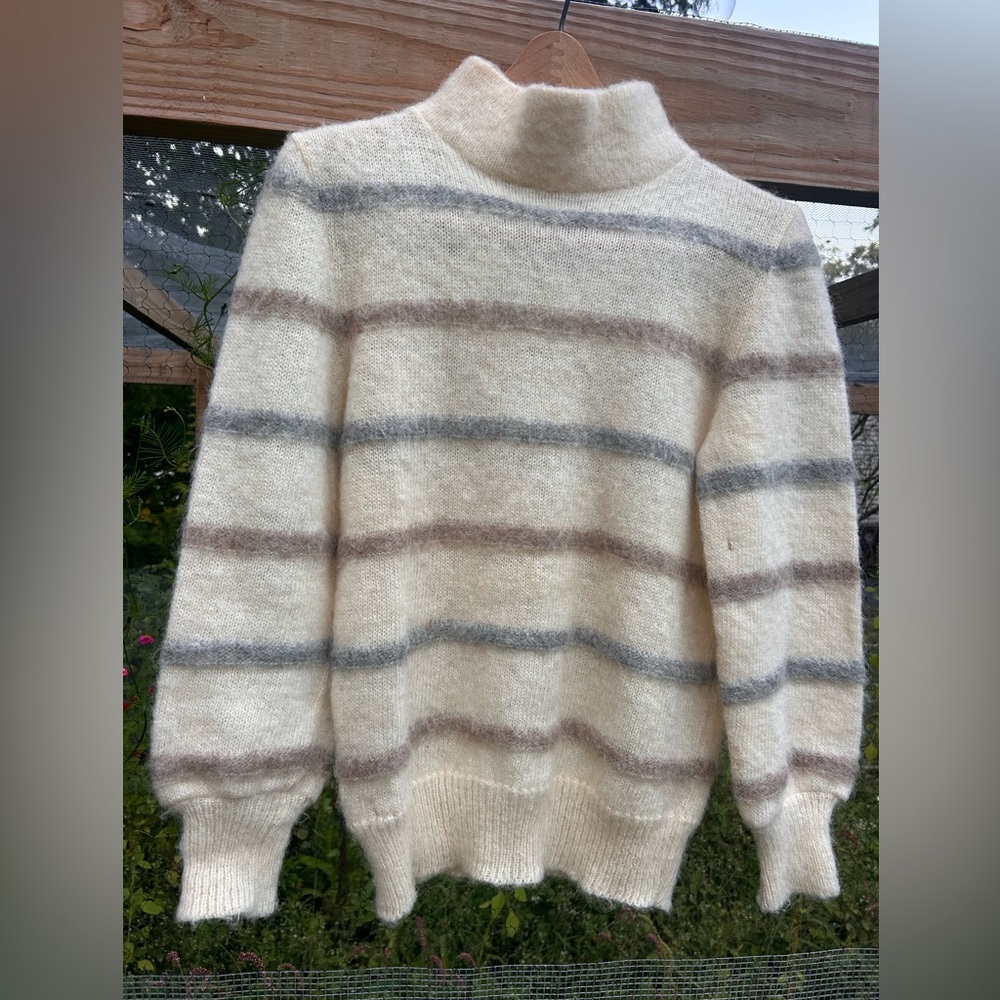 Vintage Samband of Iceland Cream Knit wool Sweater mock neck medium